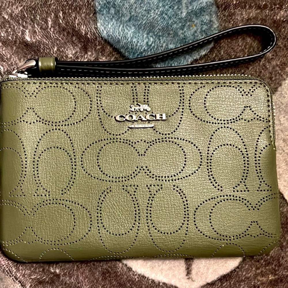 COACH olive colored wallet. Brand new!